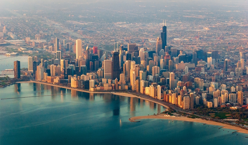The,Chicago,Skyline,On,A,Hazy,Summer,Day
