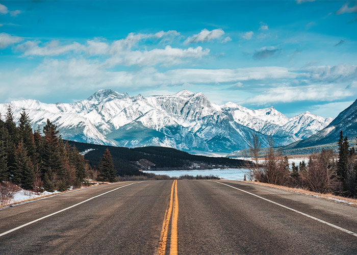 shutterstock_2517617555 Canada